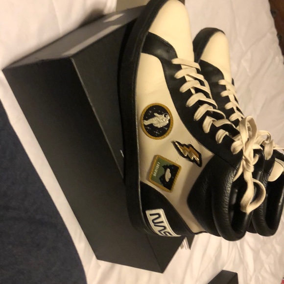 Coach nasa - Picture 1 of 4